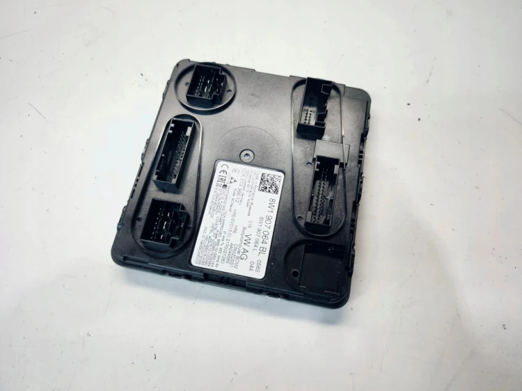 MODUŁ STEROWNIK KOMFORTU AUDI A4 B9 A5 8W LIFT 8W1907064BL LEGALNY