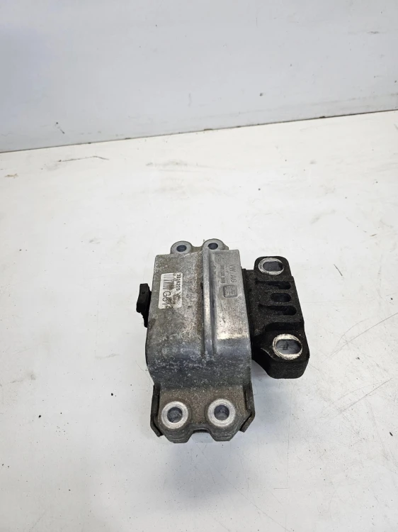 ŁAPA PODUSZKA SKRZYNI AUDI VW SEAT SKODA 1K0199555BB