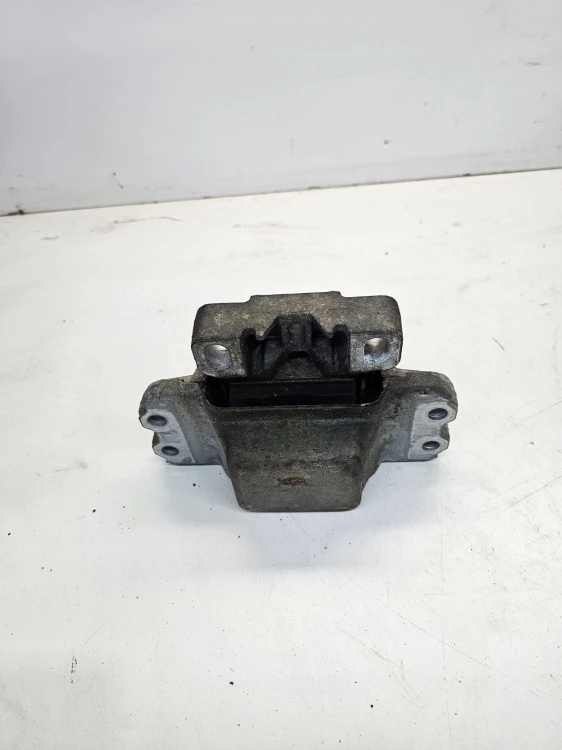 ŁAPA PODUSZKA SKRZYNI AUDI VW SEAT SKODA 1K0199555BB
