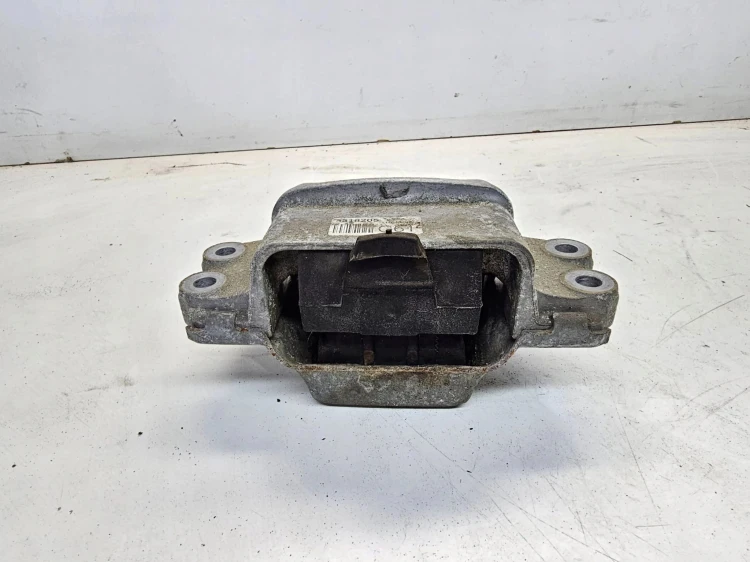 ŁAPA PODUSZKA SKRZYNI AUDI VW SEAT SKODA 1K0199555BB