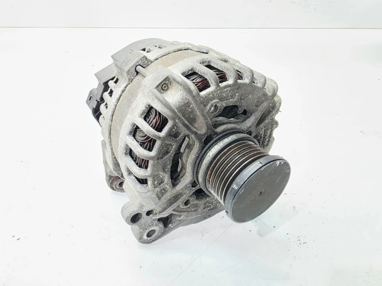 ALTERNATOR AUDI VOLKSWAGEN SEAT SKODA 2.0 TDI 04L903017D BOSCH 150A