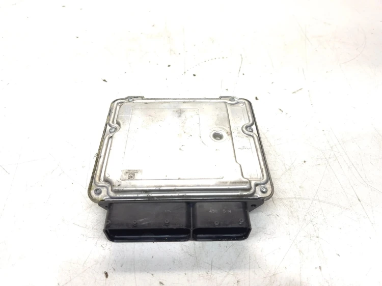 STEROWNIK KOMPUTER SILNIKA AUDI A3 8P 2.0 TFSI 8P0907115AE