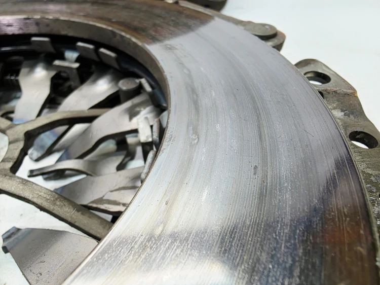 KOŁO DWUMASOWE SPRZĘGŁO AUDI A4 B8 A5 2.0 TDI TFSI 0B2105266S 8/26