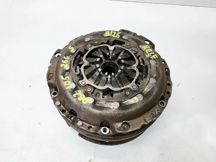 KOŁO DWUMASOWE SPRZĘGŁO AUDI A4 B8 A5 2.0 TDI TFSI 0B2105266S 8/26