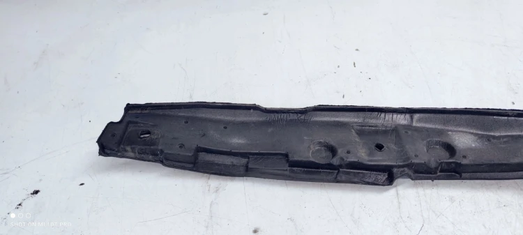 WYGŁUSZENIE BŁOTNIKA LEWE AUDI A3 D3 4E0821111A