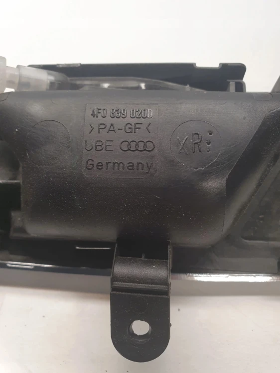 KLAMKA WEWNĘTRZNA PRAWY TYŁ AUDI A6 C6 4F0839020D