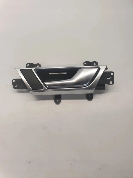 KLAMKA WEWNĘTRZNA PRAWY TYŁ AUDI A6 C6 4F0839020D