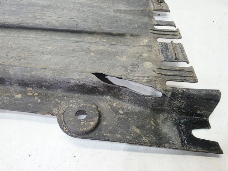 OSŁONA PŁYTA PODWOZIA LEWY TYŁ AUDI A4 B8 A5 8T 8K0825215H