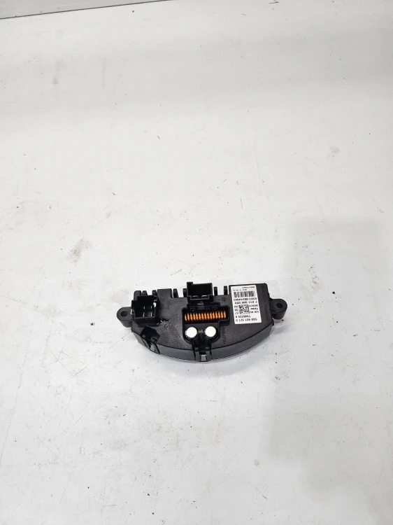 REZYSTOR OPORNIK DMUCHAWY AUDI A3 8V VOLKSWAGEN SEAT SKODA 5Q0907521D