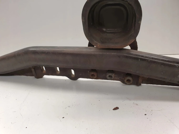 OGRANICZNIK RUCHU BELKA AUDI A8 D3 4E0199335G