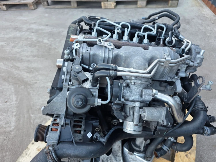 SILNIK KOMPLETNY AUDI A5 8T A4 B8 Q5 8R SEAT EXEO 2.0 TDI CAG CAGA *1*!!!