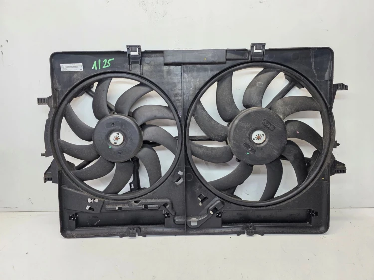 WENTYLATORY WENTYLATORY + OBUDOWA AUDI A4 B8 A5 8T Q5 8R 8K0121003M 1/25