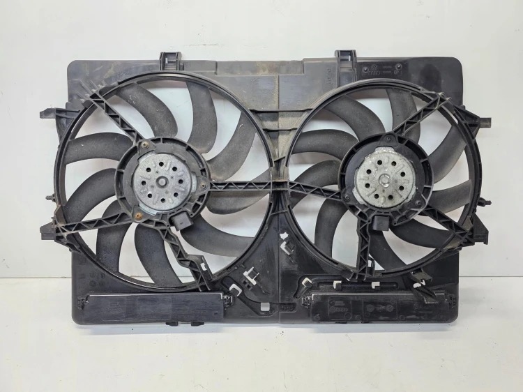WENTYLATORY WENTYLATORY + OBUDOWA AUDI A4 B8 A5 8T Q5 8R 8K0121003M 1/25