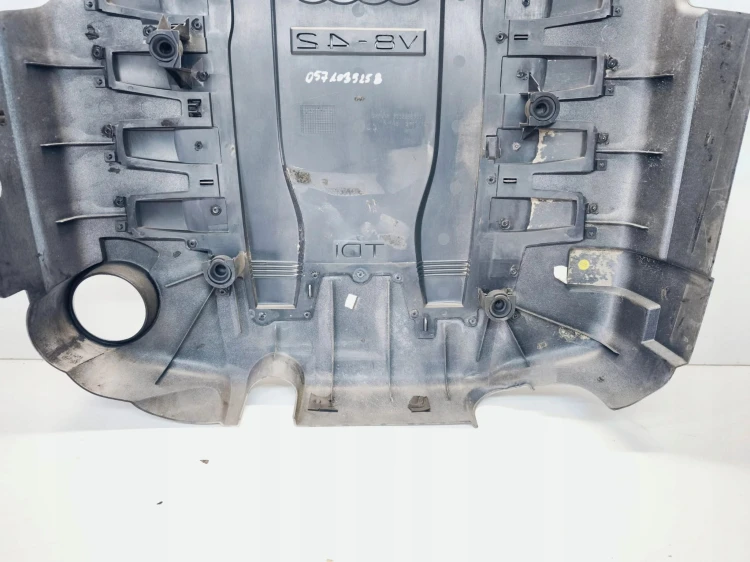 OSŁONA POKRYWA SILNIKA GÓRNA AUDI Q7 4L 4.2 TDI 057103925B