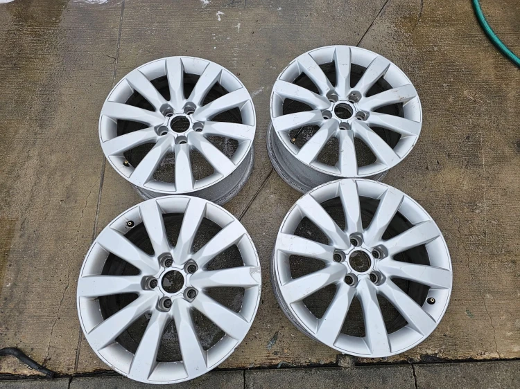 FELGA FELGI AUDI A4 A5 A6 8J R17 ET47 8K0601025BG