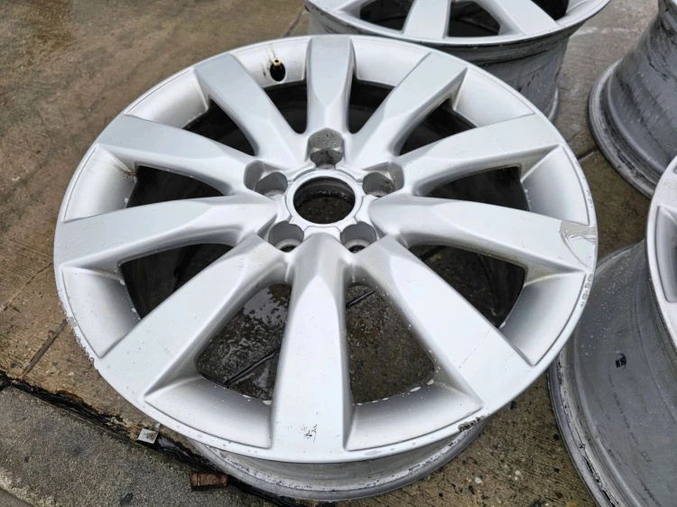 FELGA FELGI AUDI A4 A5 A6 8J R17 ET47 8K0601025BG