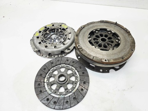 KOŁO DWUMASOWE SPRZĘGŁO AUDI A4 B8 A5 2.0 TDI TFSI 415034410 3/26
