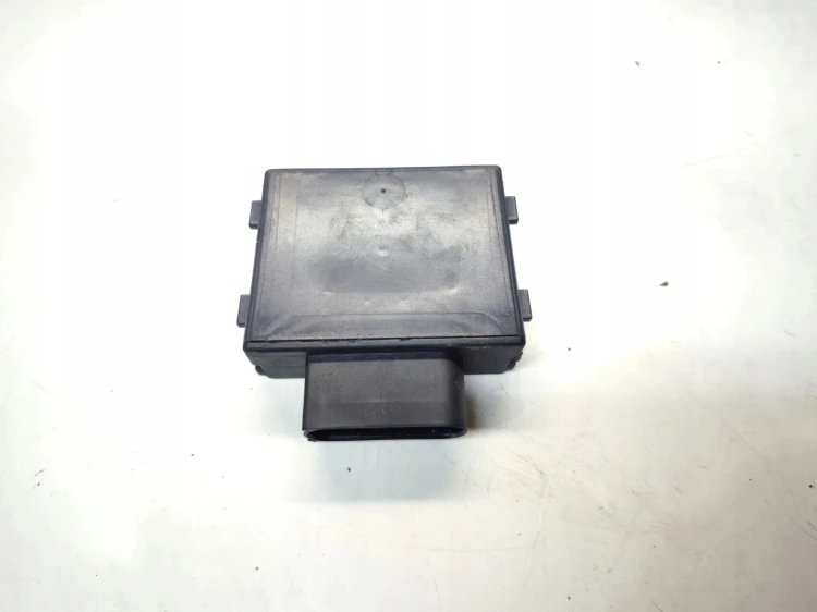 STEROWNIK POMPY PALIWA AUDI A4 B9 A5 A6 C8 A7 4K0906121C