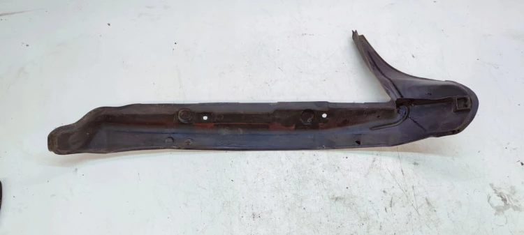 WYGŁUSZENIE BŁOTNIKA PRAWE AUDI A4 B8 8K0821112