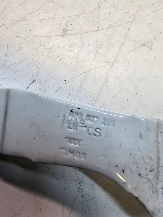 ZAWIAS KLAPY LEWY TYŁ AUDI A3 8P 3-DRZWI 8P3827299