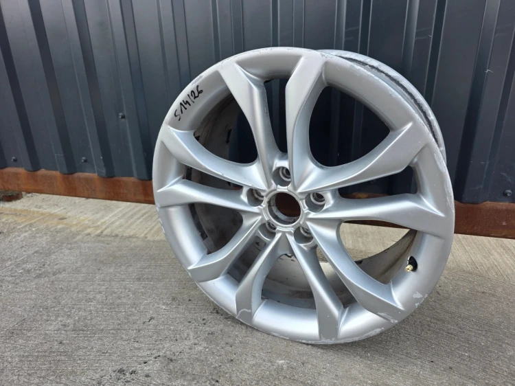 FELGA ALUMINIOWA AUDI TT 8J VW SEAT 9.0J R18 ET52 8J0601025S S14/26