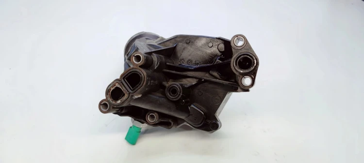 PODSTAWA FILTRA OLEJU AUDI A4 B9 A5 03N115389M