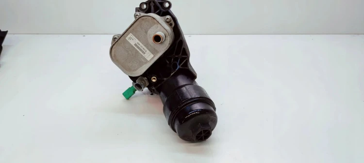 PODSTAWA FILTRA OLEJU AUDI A4 B9 A5 03N115389M