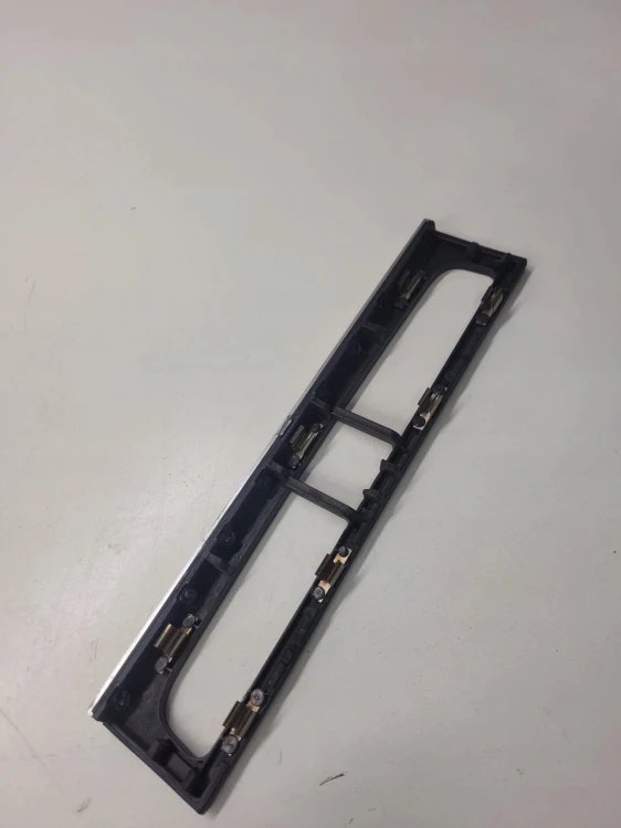 RAMKA PANELU KONSOLI AUDI A3 8P 8P0863321F