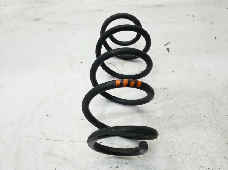 SPRĘŻYNA PRZÓD PRZEDNIA LEWA LUB PRAWA AUDI A4 B8 A5 8T 14MM X 330MM
