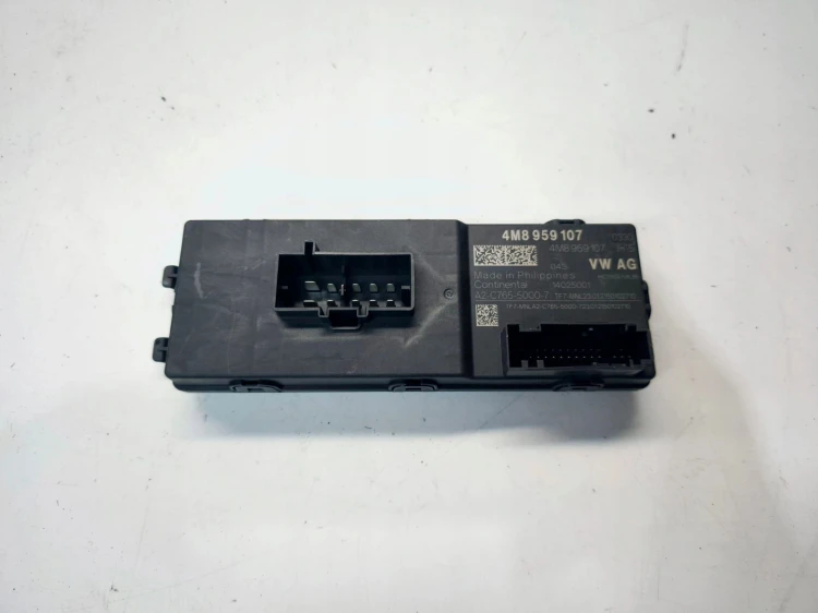MODUŁ STEROWNIK KLAPY BAGAŻNIKA AUDI A4 B9 A5 A6 Q7 4M 4M8959107