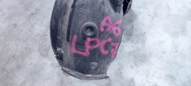 NADKOLE LEWY PRZÓD AUDI A6 C7 4G0821133D