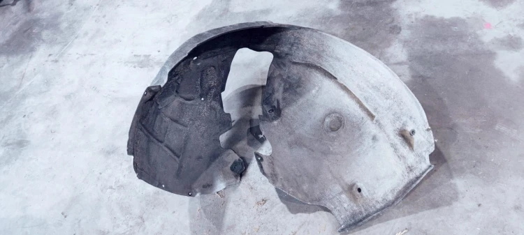 NADKOLE LEWY PRZÓD AUDI A6 C7 4G0821133D