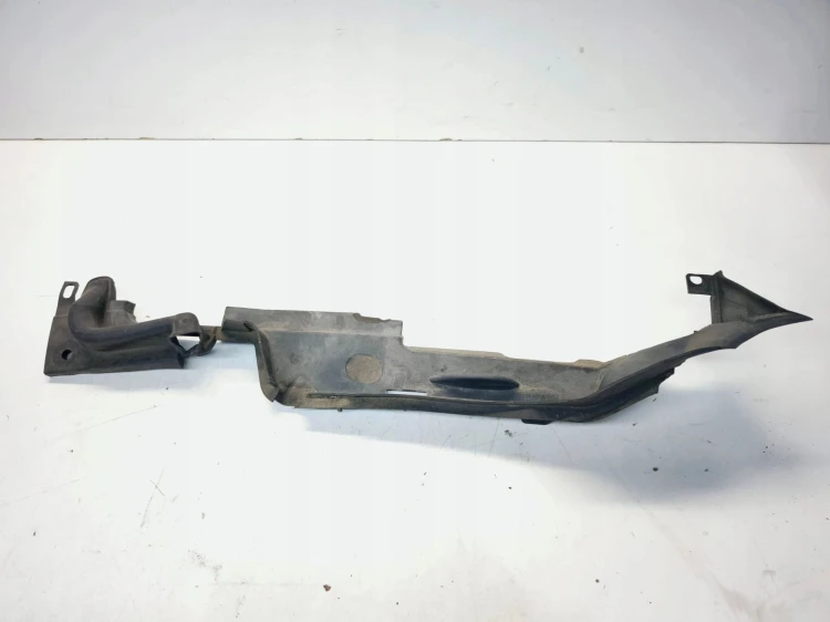NAKŁADKA BŁOTNIKA PRAWA AUDI A4 B9 8W0821170B