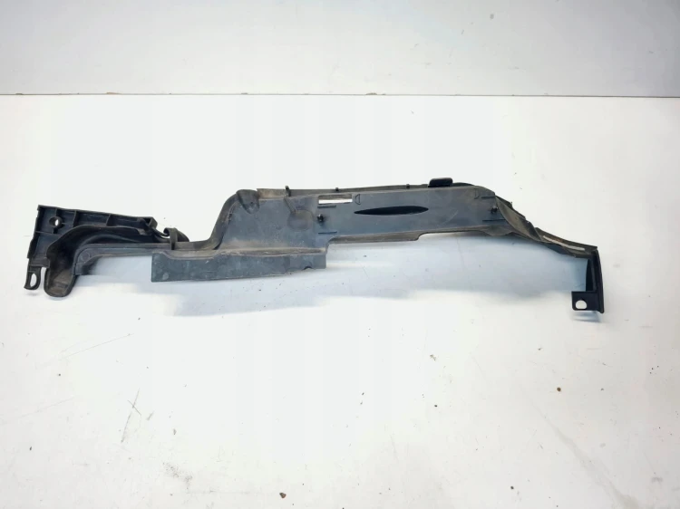 NAKŁADKA BŁOTNIKA PRAWA AUDI A4 B9 8W0821170B