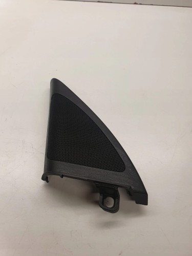 MASKOWNICA GŁOŚNIKA AUDI A4 B8 8K0035423