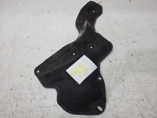 OSŁONA WYGŁUSZENIE LEWE AUDI A4 B9 A5 8W 8W0863827C