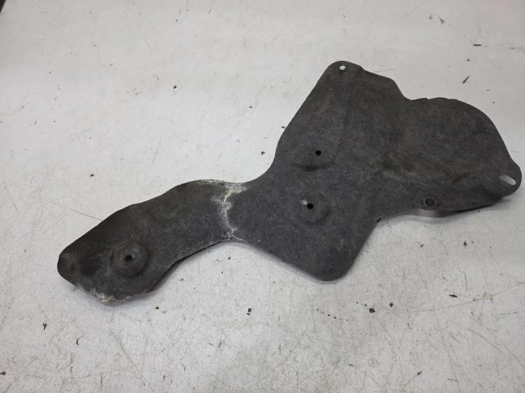 OSŁONA WYGŁUSZENIE LEWE AUDI A4 B9 A5 8W 8W0863827C