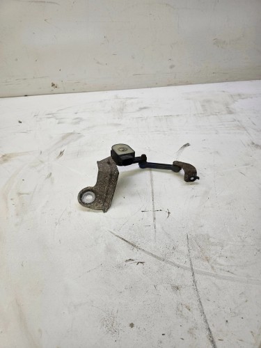 CZUJNIK POZIOMOWANIA ŚWIATEŁ AUDI A4 B7 8E0616571D
