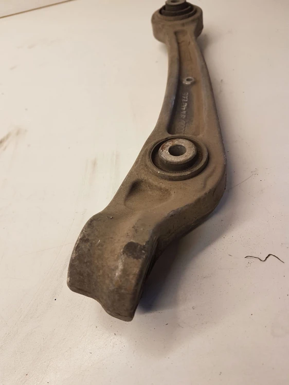 WAHACZ PRAWY PRZÓD DOLNY AUDI A4 B8 A5 8K0407156B MAŁY