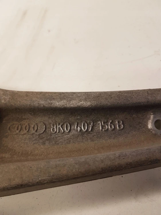WAHACZ PRAWY PRZÓD DOLNY AUDI A4 B8 A5 8K0407156B MAŁY