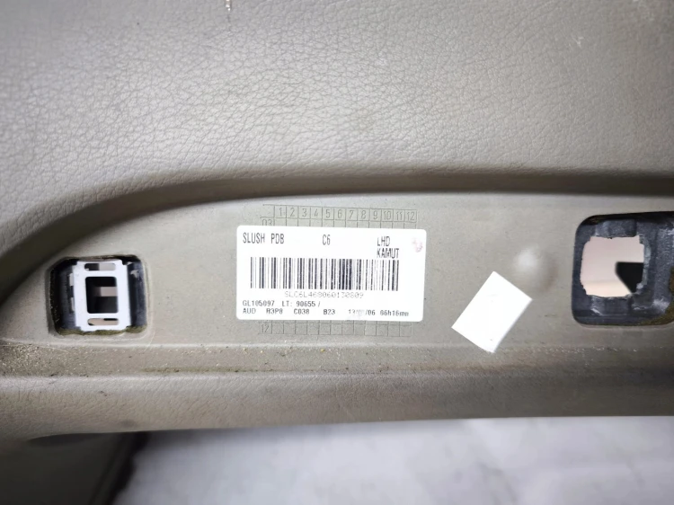 DESKA KOKPIT KONSOLA AUDI A6 C6 4F1857041R KAMUT