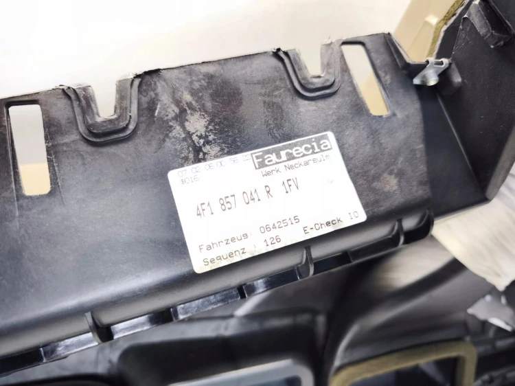 DESKA KOKPIT KONSOLA AUDI A6 C6 4F1857041R KAMUT