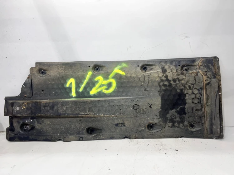 OSŁONA PODWOZIA LEWA AUDI A3 8P 1K0825211E 1/25