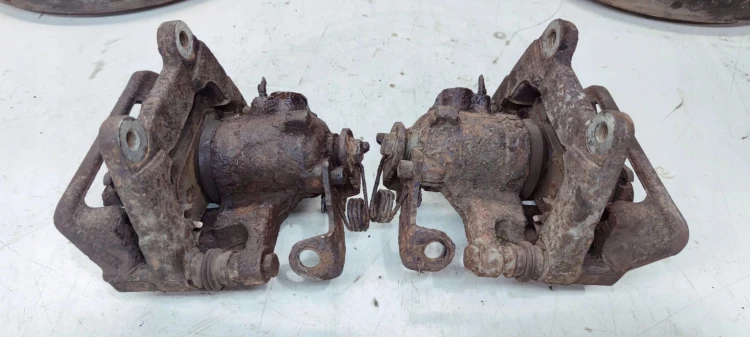 ZACISK ZACISKI HAMULCOWE LEWY + PRAWY TYŁ AUDI A4 B6 B7 288 MM KOMPLET