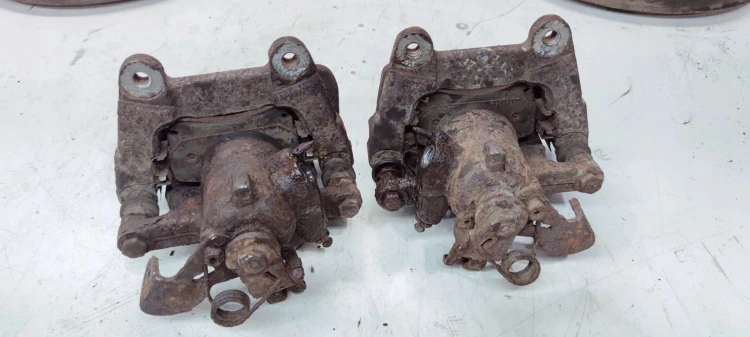 ZACISK ZACISKI HAMULCOWE LEWY + PRAWY TYŁ AUDI A4 B6 B7 288 MM KOMPLET