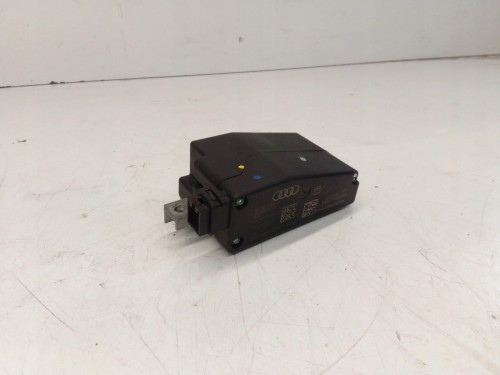 BLOKADA KIEROWNICY RYGIEL AUDI A4 A5 Q5 8K0905852D