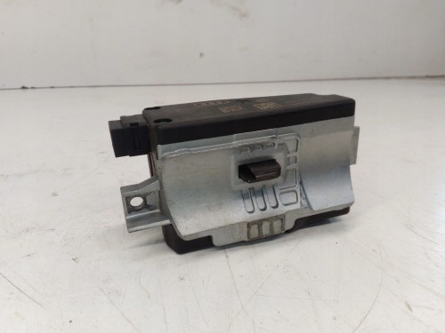BLOKADA KIEROWNICY RYGIEL AUDI A4 A5 Q5 8K0905852D