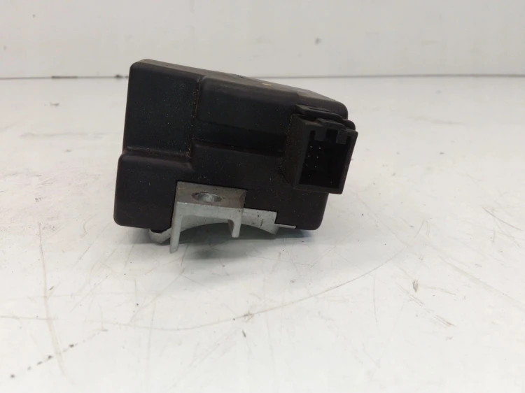 BLOKADA KIEROWNICY RYGIEL AUDI A4 A5 Q5 8K0905852D