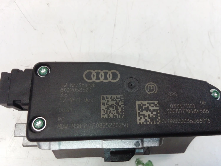 BLOKADA KIEROWNICY RYGIEL AUDI A4 A5 Q5 8K0905852D
