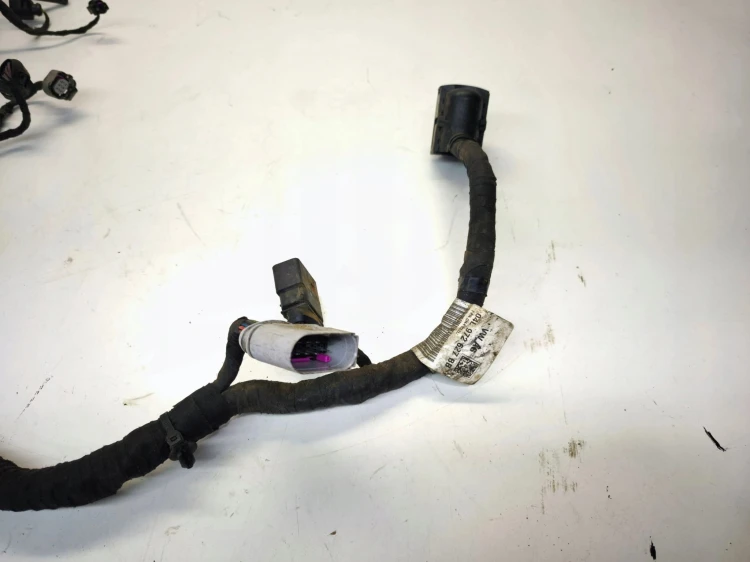 WIĄZKA INSTALACJA SILNIKA AUDI VOLKSWAGEN SEAT SKODA 1.6 TDI 04L972627BB